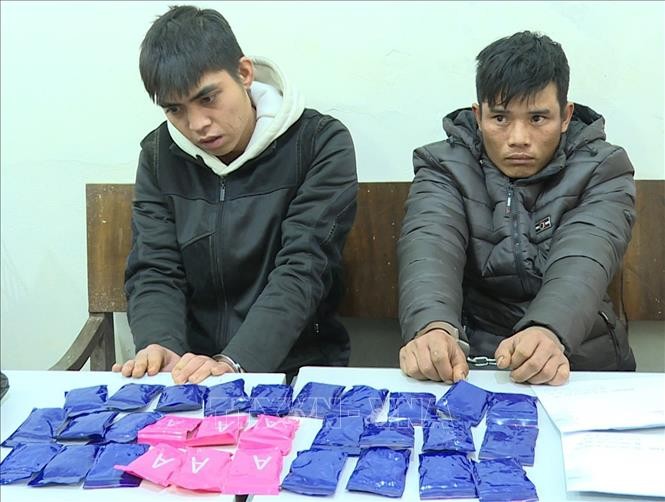 Sơn La: Bắt giữ hai đối tượng mua bán trái phép hơn 5.400 viên ma túy tổng hợp