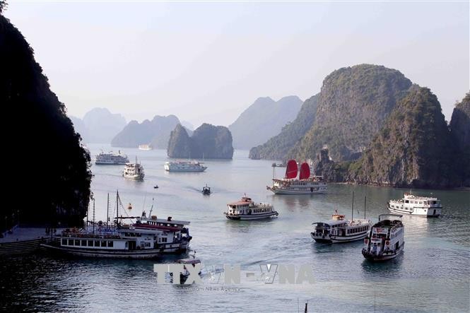 Quảng Ninh bảo tồn, phát huy bản sắc văn hóa dân tộc gắn với phát triển du lịch bền vững