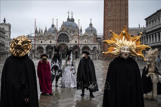 Lễ hội hóa trang Carnival khác thường tại Venice 