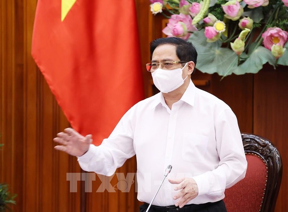 Thủ tướng Chính phủ Phạm Minh Chính: Mua vaccine phòng COVID-19 là trường hợp cấp bách, phải thực hiện ngay
