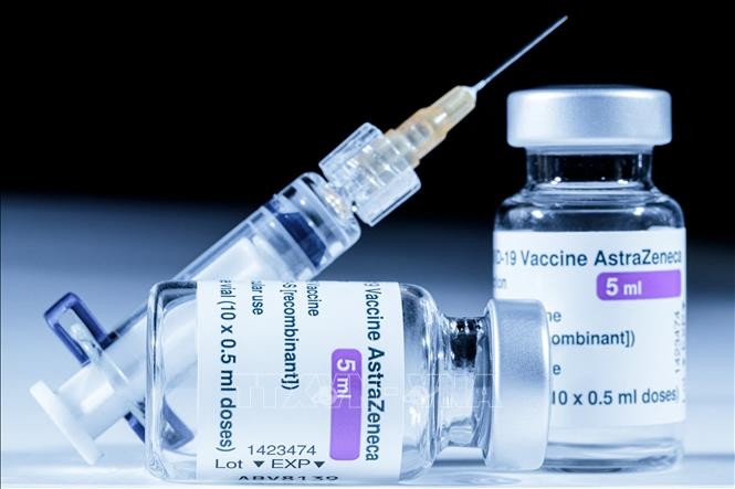 Vaccine ngừa COVID-19 của AstraZeneca. Ảnh: AFP/TTXVN