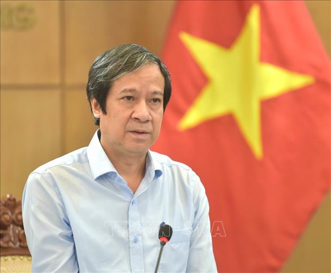 Bộ trưởng Bộ Giáo dục và Đào tạo Nguyễn Kim Sơn phát biểu tại điểm cầu Hà Nội. Ảnh: TTXVN phát
