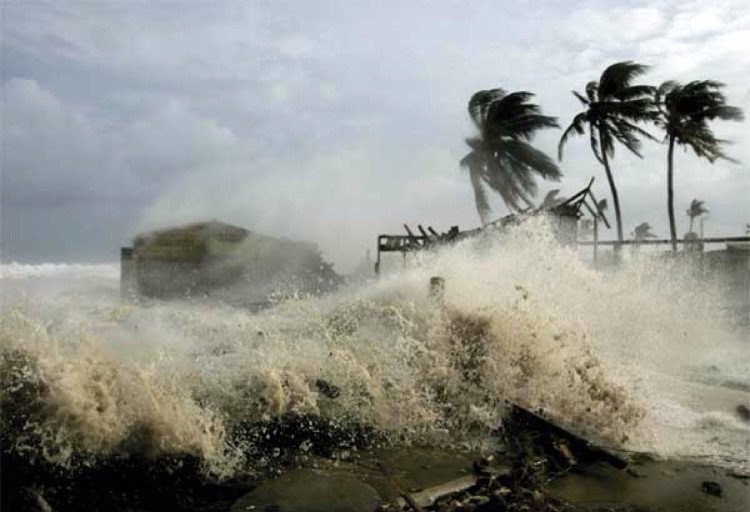 Sẵn sàng ứng phó với khả năng xuất hiện áp thấp nhiệt đới, bão trên biển Đông
