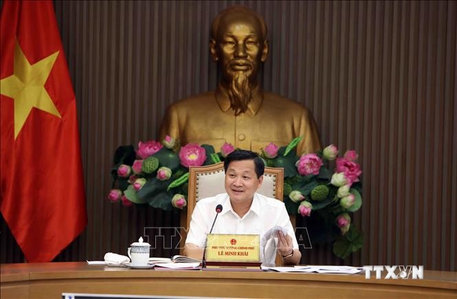 Phó Thủ tướng Lê Minh Khái: Không tăng giá dịch vụ khám, chữa bệnh, thận trọng trong tăng học phí