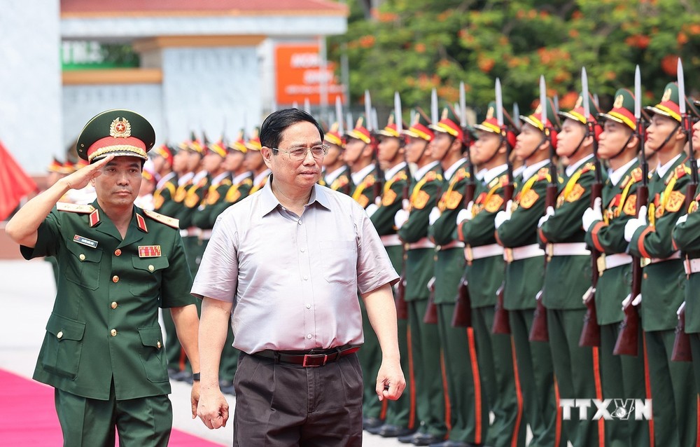 Thủ tướng Phạm Minh Chính: Quân khu 4 là nơi thể hiện tình cảm với những người đã khuất