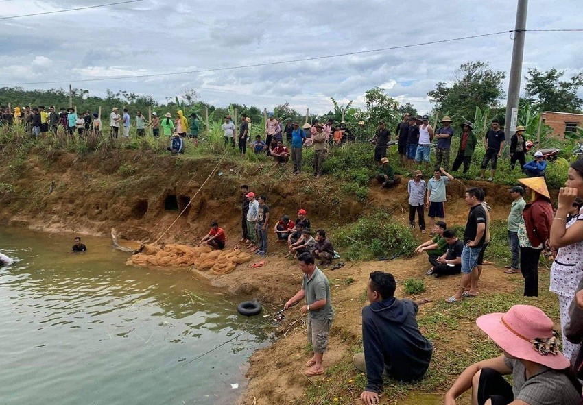 Đắk Lắk: Hai anh em sinh đôi đuối nước thương tâm