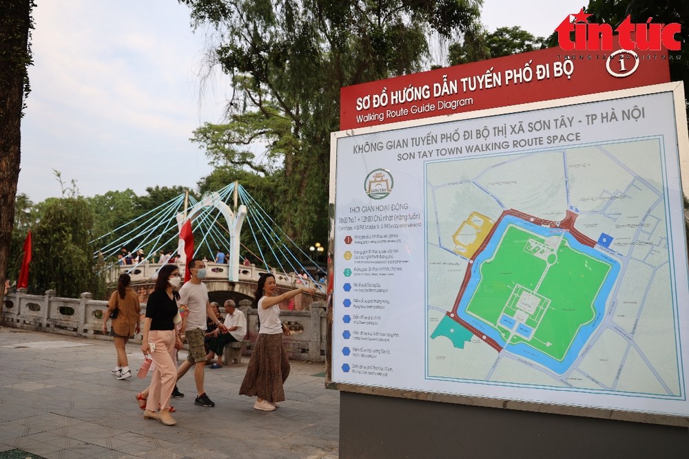 Tuyến phố đi bộ Thành cổ Sơn Tây thu hút 25 vạn khách tham quan sau 4 tháng hoạt động