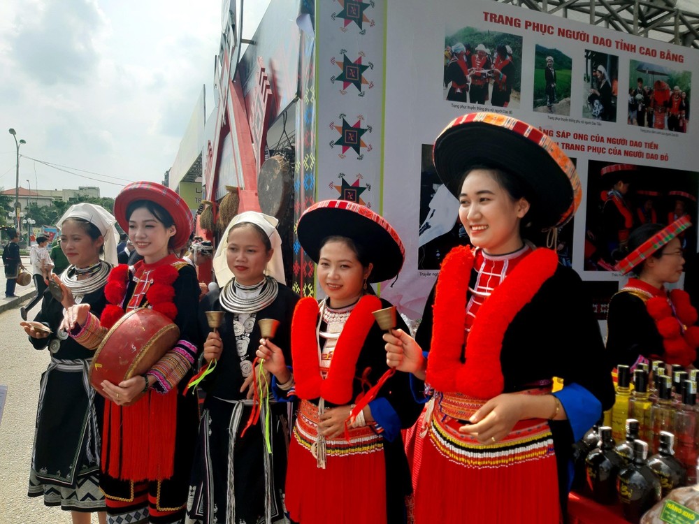 Đồng bào dân tộc Dao tỉnh Cao Bằng tham gia Ngày hội. Ảnh: Thu Hằng-TTXVN