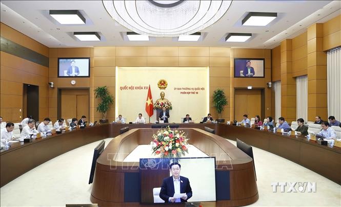 Chủ tịch Quốc hội Vương Đình Huệ phát biểu tại phiên họp thứ 16. Ảnh: Doãn Tấn - TTXVN