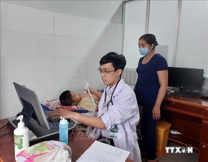 Khám sàng lọc bệnh tim bẩm sinh cho trẻ em tại Bạc Liêu