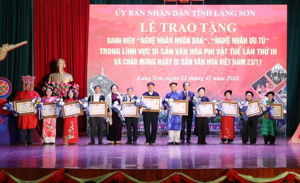 Ngày Di sản văn hóa Việt Nam 23/11: Mỗi Nghệ nhân là ngọn đuốc truyền lửa cho thế hệ con cháu