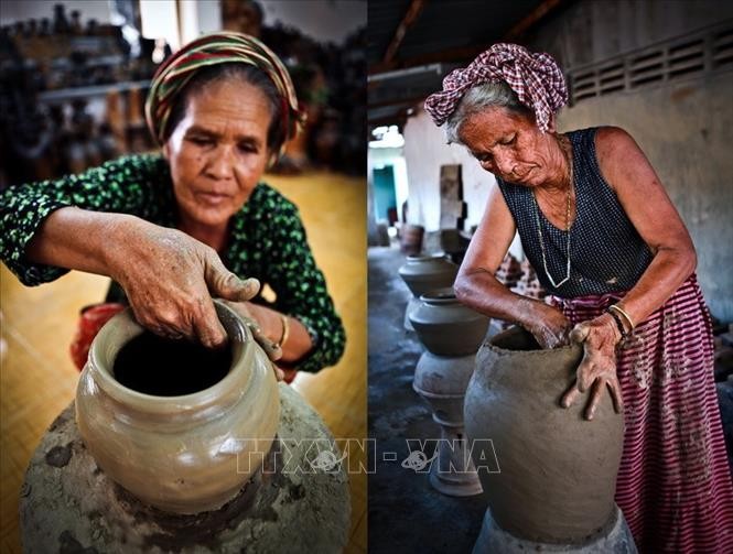Nghệ thuật làm gốm của người Chăm chính thức được UNESCO ghi danh
