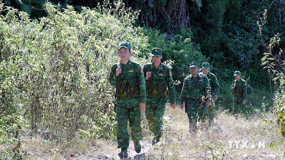 Bộ đội Biên phòng tỉnh Gia Lai tăng cường tuần tra, kiểm soát trên tuyến biên giới. Ảnh: Hoài Nam - TTXVN