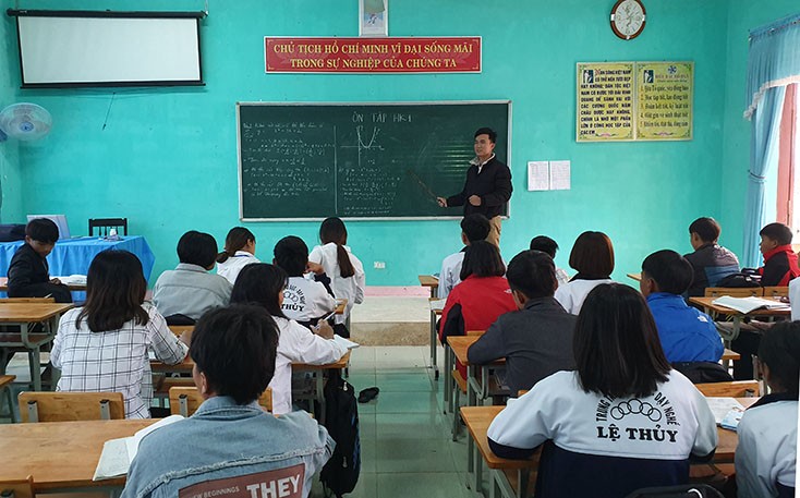 Hỗ trợ học phí cho học sinh Trung học Phổ thông trên địa bàn Quảng Bình