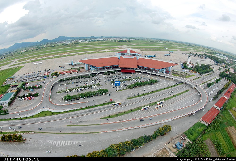 越南航空局建议缩短内排机场跑道升级改造的关闭时间