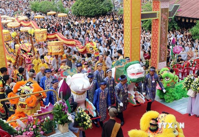 岘港市五行山观世音菩萨庙会被列入国家非物质文化遗产名录