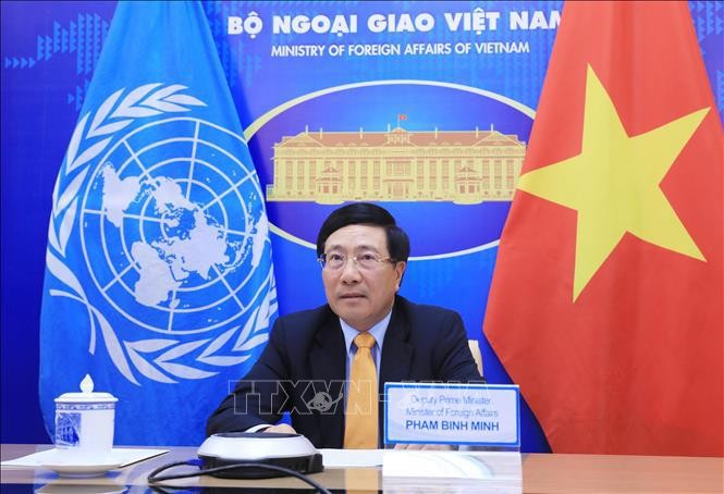 越南政府副总理兼外长范平明出席联合国安理会新冠疫苗问题部长级公开会