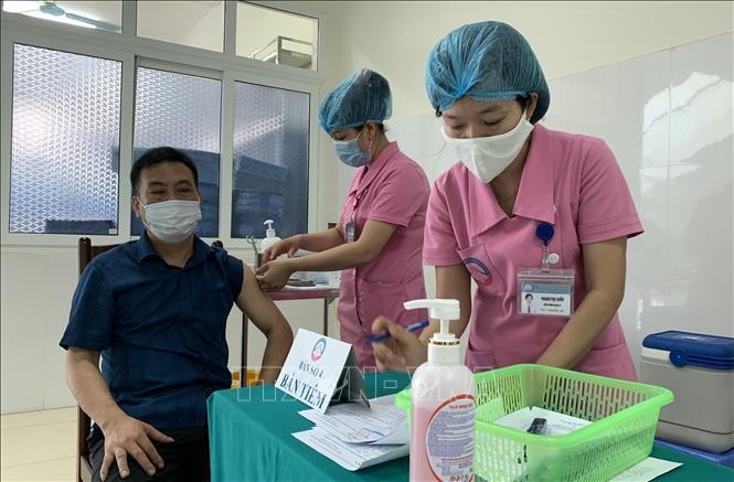 越南累计新冠疫苗接种人数585539人