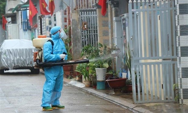 26日中午越南新增40例本土病例 为北江省高风险区的19万名工人和群众进行快速检测