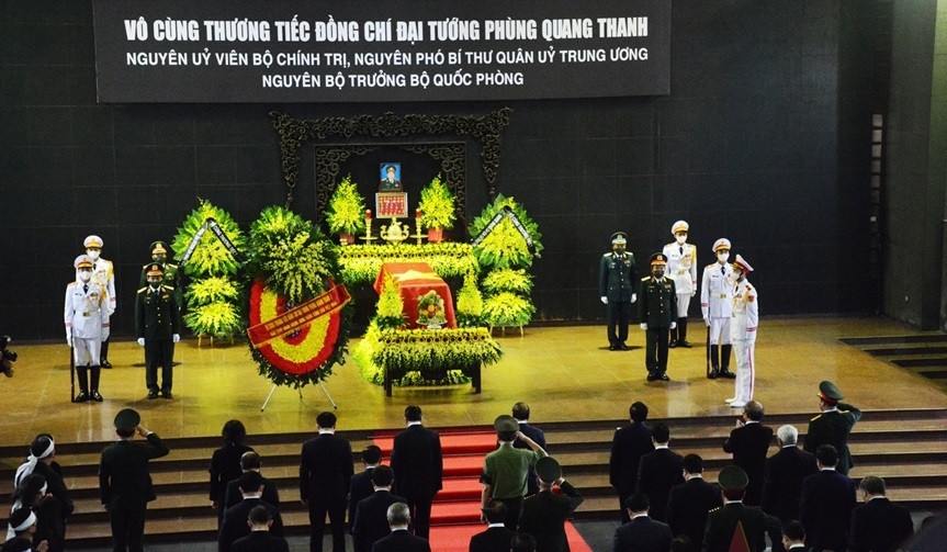 原国防部长冯光青大将遗体告别仪式在河内举行