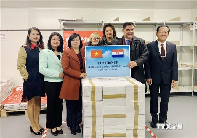 克罗地亚和匈牙利向越南捐赠新冠疫苗