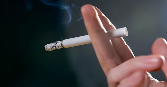 Những người hút thuốc lá có nguy cơ cao mắc những bệnh lý tim mạch, đột quỵ, răng miệng và cả bệnh ung thư. Ảnh :.vinmec.com