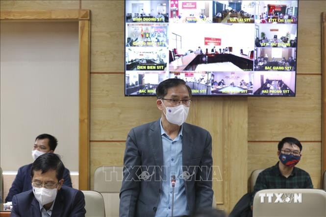 Ông Đặng Quang Tấn, Cục trưởng Cục Y tế dự phòng (Bộ Y tế) phát biểu tại buổi họp trực tuyến với các địa phương. Ảnh: Minh Quyết - TTXVN