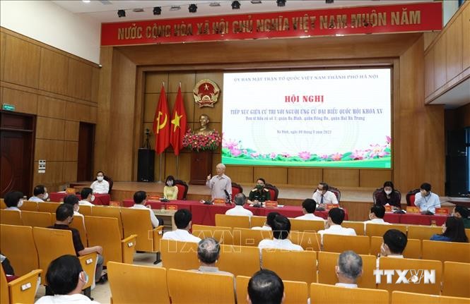Tổng Bí thư Nguyễn Phú Trọng, Bí thư Quân uỷ Trung ương phát biểu tại buổi tiếp xúc cử tri. Ảnh: Trí Dũng - TTXVN