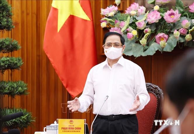 Thủ tướng Phạm Minh Chính phát biểu kết luận cuộc họp Thường trực Chính phủ chiều 17/5. Ảnh: Dương Giang-TTXVN
