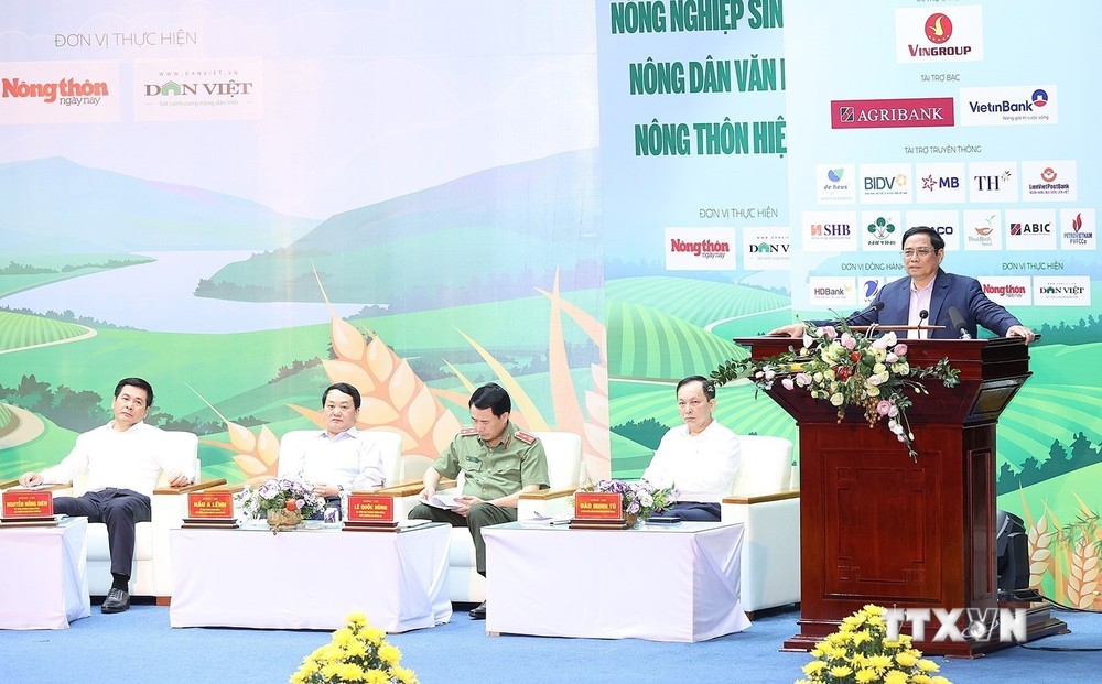 Thủ tướng Chính phủ Phạm Minh Chính phát biểu tại Hội nghị Thủ tướng Chính phủ đối thoại với nông dân. Ảnh: Dương Giang - TTXVN