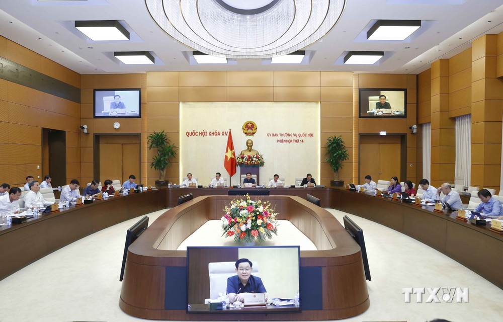 Phiên họp thứ 14 Ủy ban Thường vụ Quốc hội: Thành lập thị trấn Bình Phú (Tiền Giang) và thị xã Chơn Thành (Bình Phước)