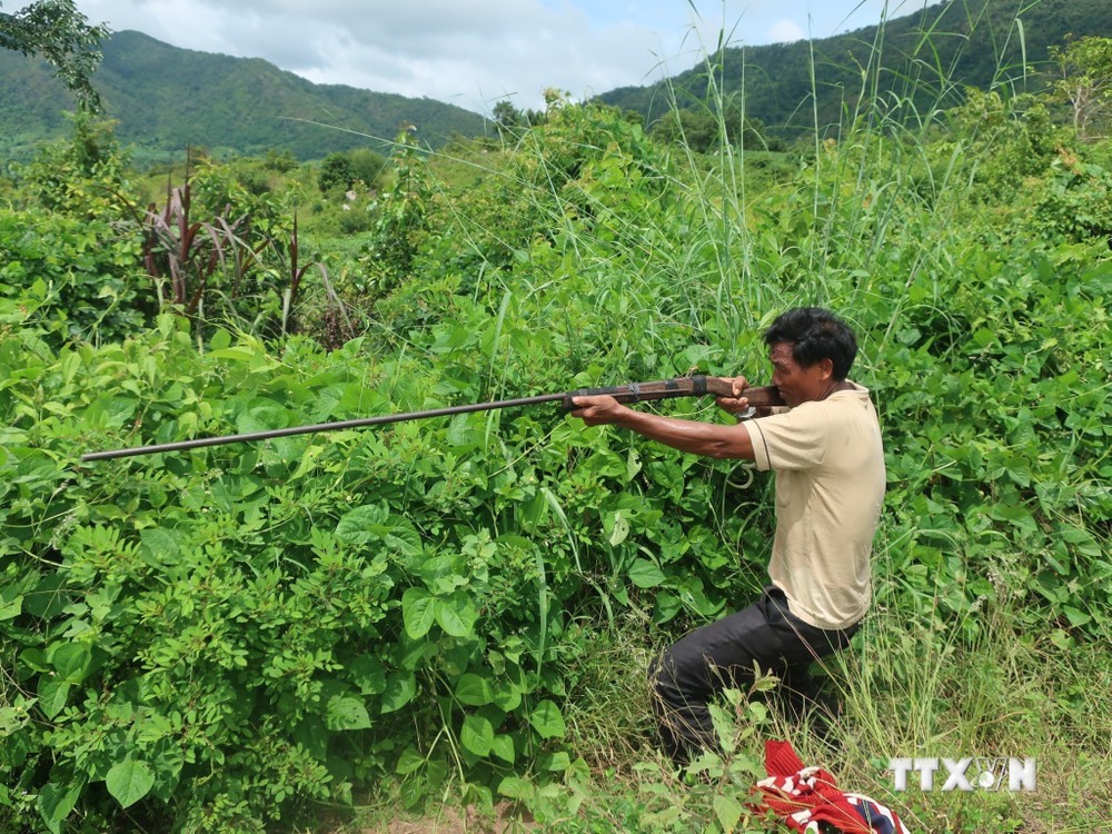 Gia Lai: Một thanh niên tử vong do bị bắn nhầm trong lúc đi săn