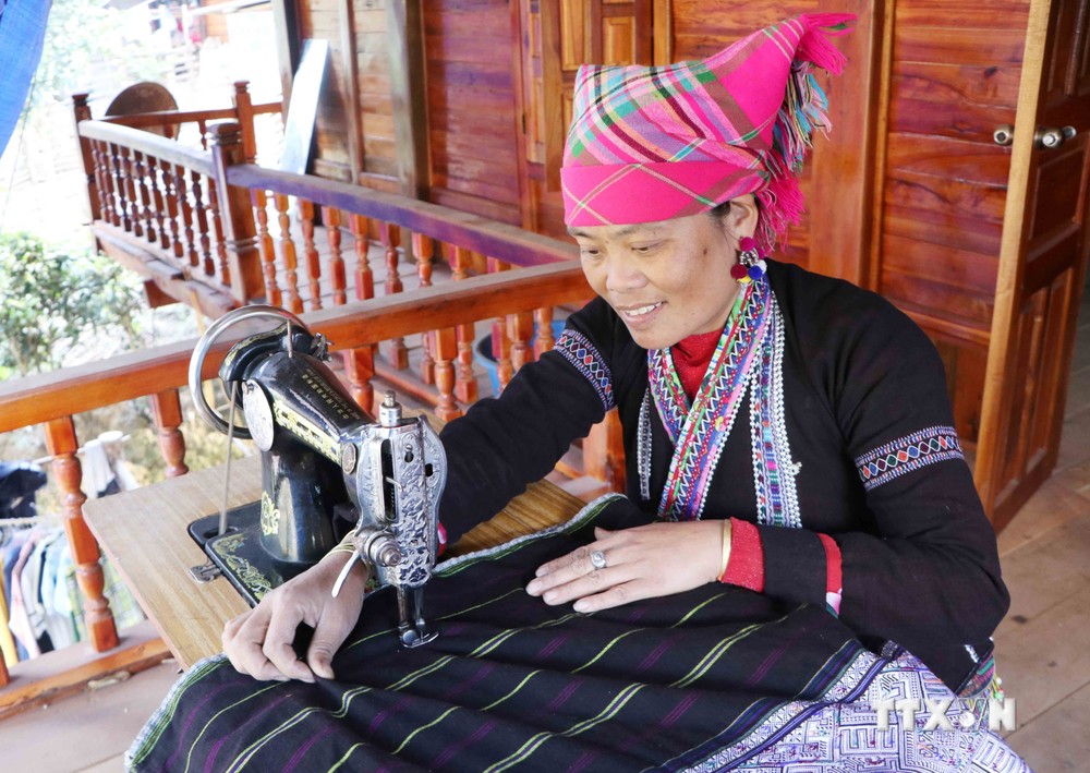 Khôi phục, bảo tồn bản sắc văn hóa dân tộc Lự ở Lai Châu