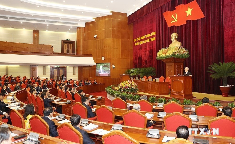 Ban Chấp hành Trung ương Đảng khóa XIII họp phiên bất thường xem xét và cho ý kiến về công tác cán bộ