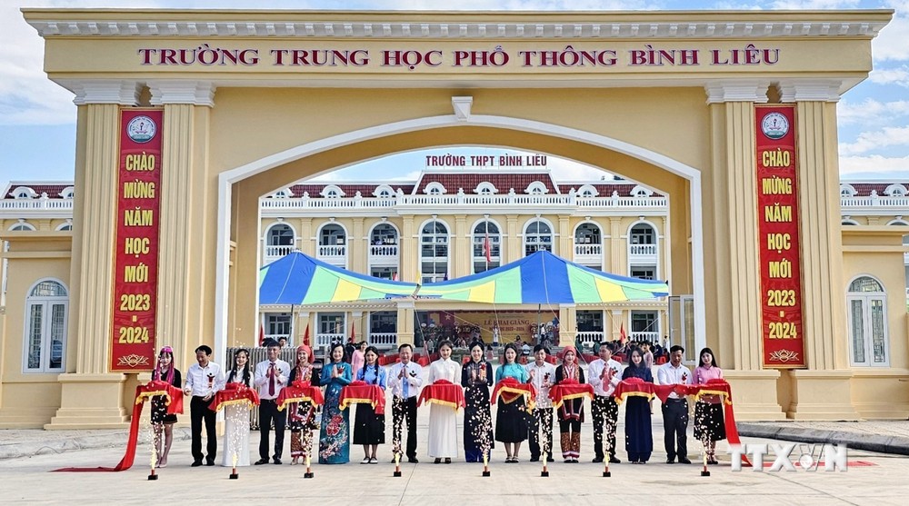 Năm học 2023 - 2024, huyện biên giới miền núi Bình Liêu có ngôi trường mới khang trang
