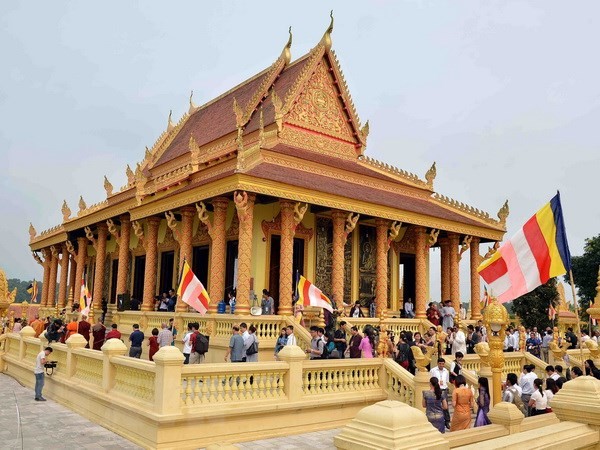 Chùa Khmer trong không gian Làng Văn hóa, du lịch các dân tộc Việt Nam. Ảnh: Thanh Hà - TTXVN