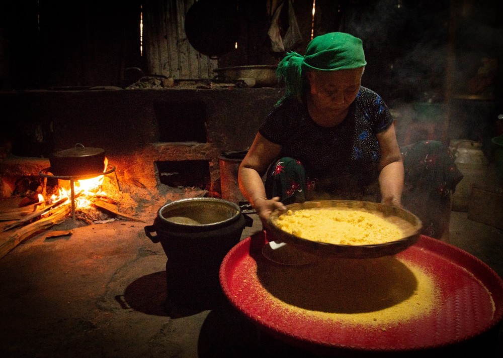 Mèn mén-Món ăn truyền thống của người Mông | Báo ảnh Dân tộc và Miền núi