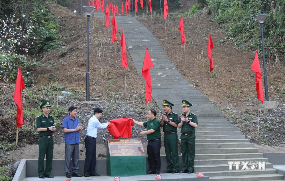 Lạng Sơn khánh thành 11 đường kiểm tra cột mốc bảo vệ biên giới