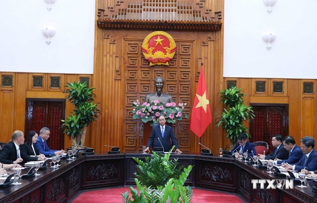 政府总理阮春福会见在越投资的中国企业代表团