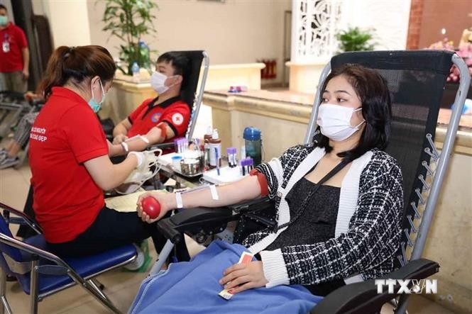 2020年“仁爱之心”无偿献血活动：携手解决年底血液供应短缺问题