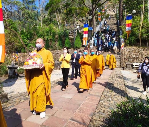 越南佛教教会广宁省分会祈求国泰民安