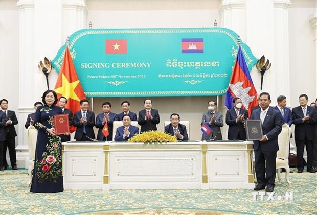 越南和柬埔寨发表联合声明