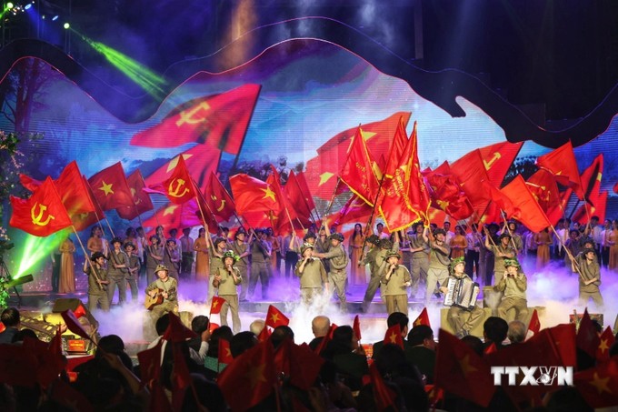 Cầu truyền hình "Dưới lá cờ quyết thắng" kỷ niệm 70 năm Chiến thắng Điện Biên Phủ